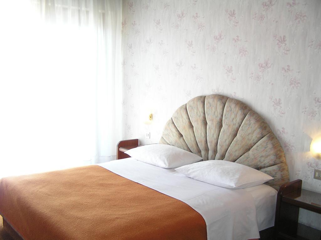 Guest House Lifestyle Holiday Opatija Room photo